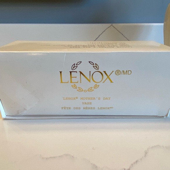 Lenox Mothers Day Vase Original Box Gold Rim Heart Charm Pink Bow Flowers 6.5” - Picture 6 of 10